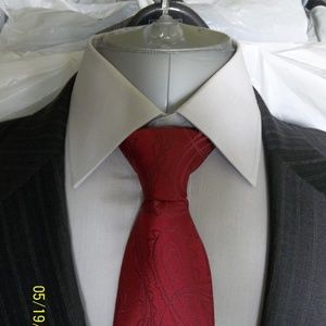 Soto33-42- Jos A Bank Gray Multi Color Stripe Suit